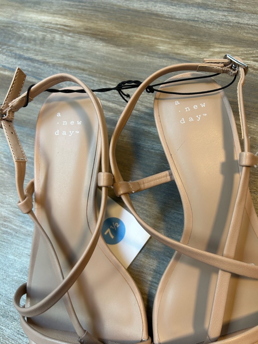 NWT a new day Neutral Blush Strappy 2” Heel Sandals Size 7.5 (runs small) - Picture 7 of 7